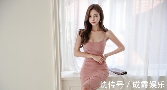 紫色 精致美女,粉紫吊带裙,穿出优雅气质,散发迷人美丽