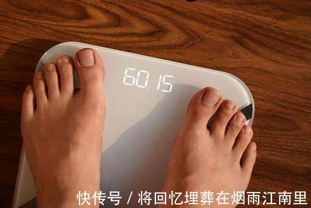 减肥成功|减肥的人光看体重不管用,只有身体出现这4种迹象,才是真正瘦了