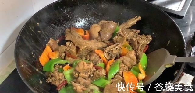 寒冬腊月此肉再贵也要吃，一整年不咳嗽，比牛羊肉还滋补，香极了