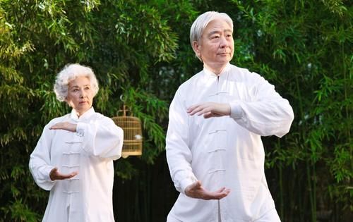 血管|56岁后,进入了“养寿期”,请护好这2处健康,尽量做到“3不做”