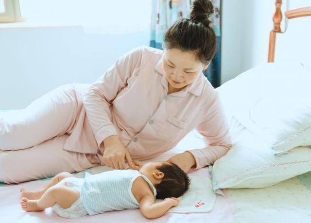 眼部|女性生完孩子，有几处正悄悄发生改变，过来人往往能很快分辨出来