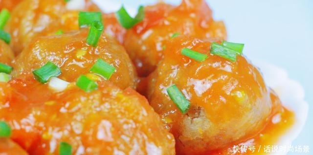 想吃肉丸子,用这种做法,肉末加一块老豆腐,锅里一炸,真香