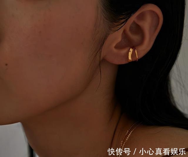 不对劲|用心打扮却总感觉不对劲?提高“耐看度”的窍门,在于这些细节上