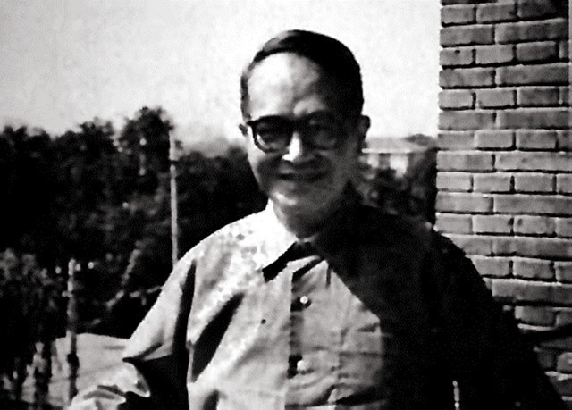 向达!钱钟书女儿为父亲作了一幅画,杨绛欣赏完捧腹大笑,笑称太形象了