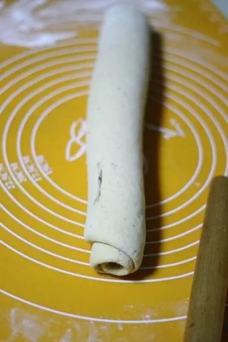 制作松软可口的花卷，掌握小窍门，其实很简单！！