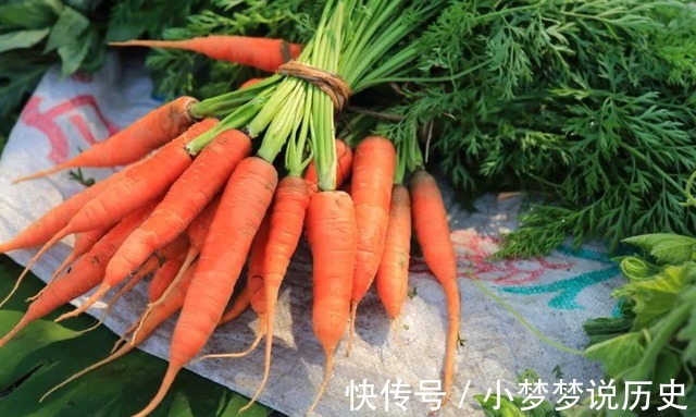 肝脏|江苏一女子，坚持每天吃胡萝卜养肝，5个月后，肝脏怎么样了