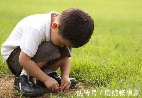 行为|3个行为说明你的孩子正在自卑,一些家长还以为是“懂事”的表现