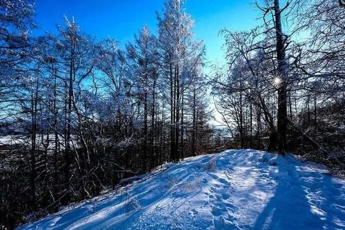 内蒙古隐藏的边境天路，赏世界级冰雪奇景，资深驴友才去过