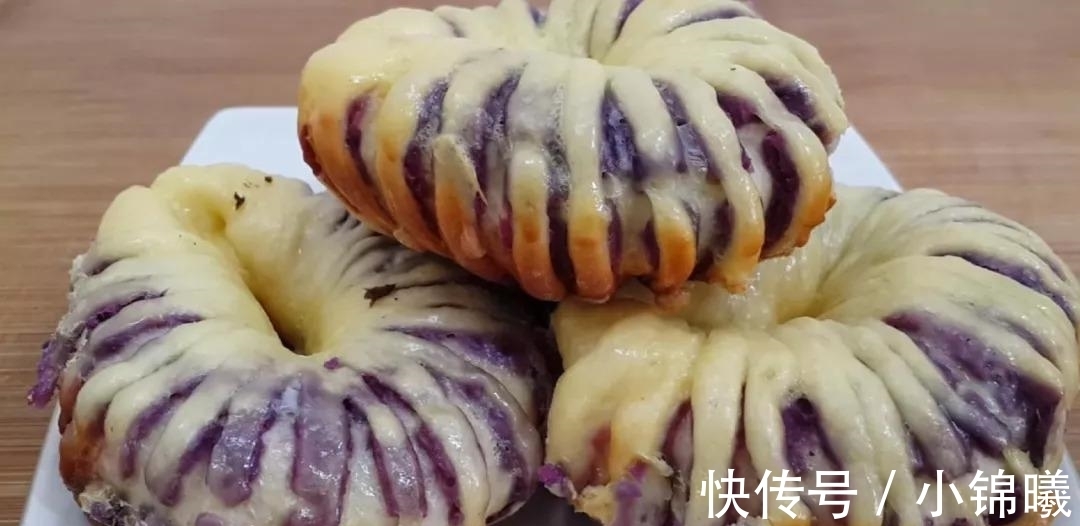 面团|1斤面粉, 4个紫薯, 不用一滴水, 平底锅做的小面包, 边吃边流口水