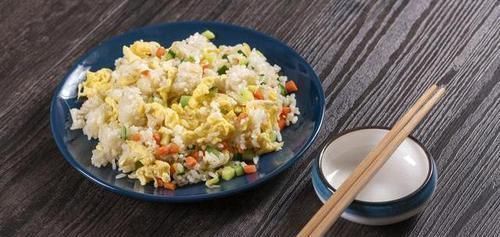 减肥成功|减肥的人注意吃这3种主食，热量堪比“喝油”，别再傻傻忽视了