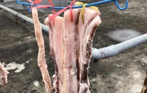 还要|腌腊肉时,不要只懂抹盐,还要多加两步,腊肉更香,耐放不发霉