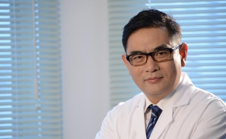 女明星背后的富豪：手握450亿资产，掌控全球三分之一的市场