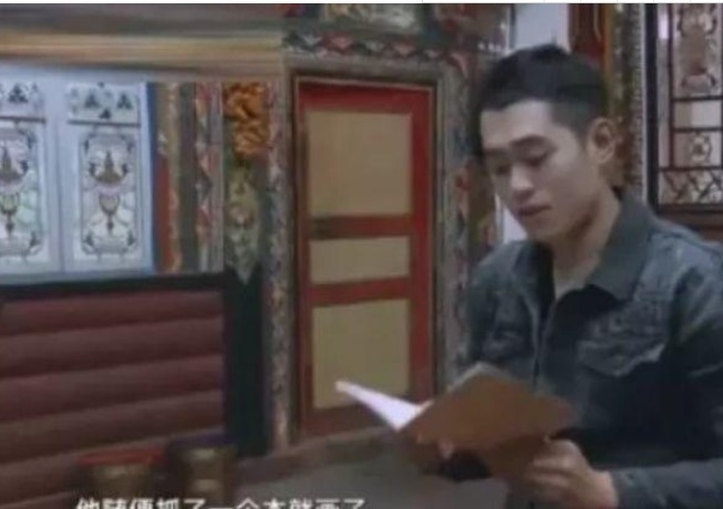 素描#徐锦江是绘画大师?随手画了一副素描,难怪作品能卖80万?