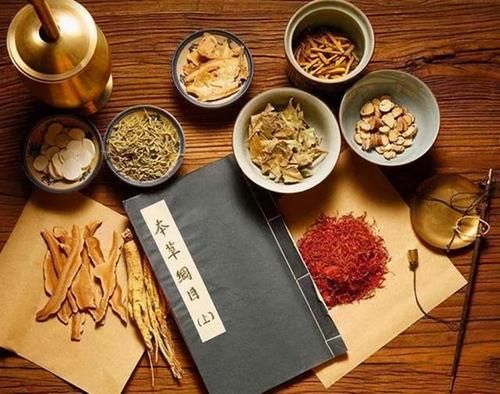 老年|吃中药后给孩子喂奶，母女核酸纷纷转阴，这表明中药很牛？