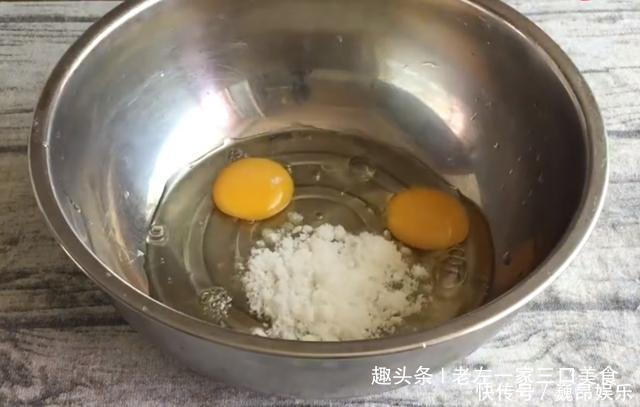 教你早餐玉米饼正宗做法,掌握3个小技巧,松软香甜,简单好吃