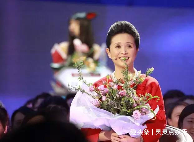 黄菡|黄菡离开《非诚勿扰》时,那只有9句话的演讲,却影响了无数人