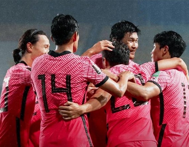国足|4-0,5-1,国足克星狂飙,酝酿决战+8500万巨星缺席,冲小组第一
