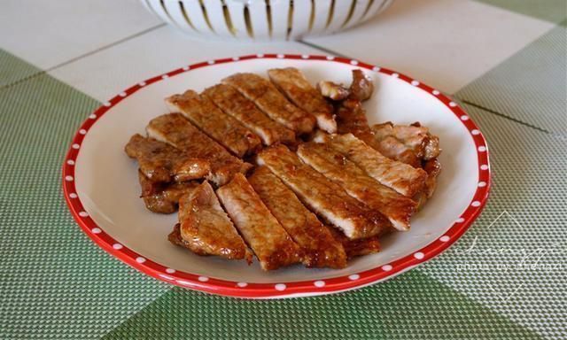 夫妻|40岁夫妻的简单晚餐,每顿一荤一素吃得香,网友比我家吃得好