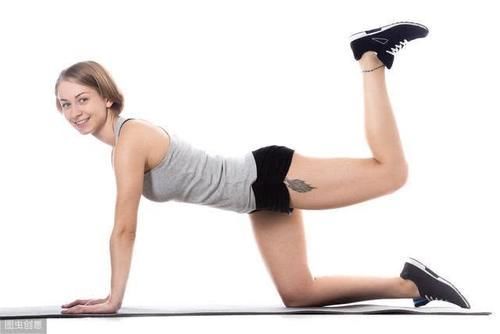 体脂率|9个有效提臀的动作，练出女生的饱满Q臀，拥有曲线身材