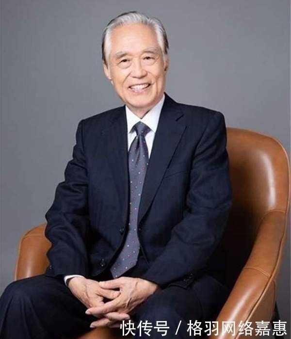 掌掴&阎崇年从百家讲坛人尽皆知,却曾遭一年轻人掌掴,众人还说打得好