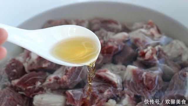 牛肉|冬天喝汤好季节,首选萝卜配牛肉,小火慢炖汤更鲜