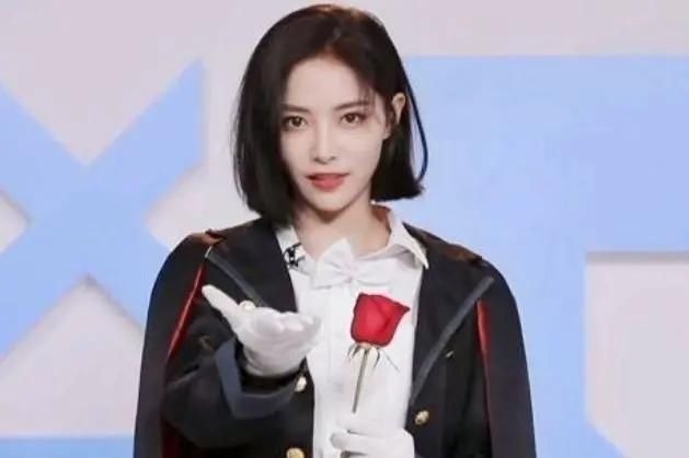 青你2中有颜有实力的4位选手,许佳琪人气最高,喻言终于被看到