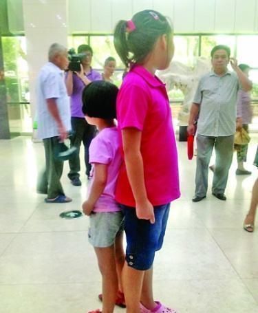 睡眠|父母都是高个子,儿子却“矮”人一等,问题出在了3个方面上