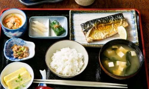  日本家庭的一日三餐，都吃了些什么，使其人均寿命全球第一