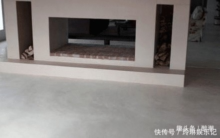 师傅|为什么有钱人家几乎不铺瓷砖了?一问泥工师傅,后悔家里装早了!