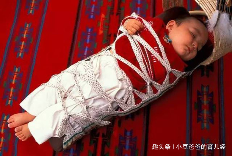 小杨|照顾新生儿的7件事不能做,别因“无知”伤害宝宝健康