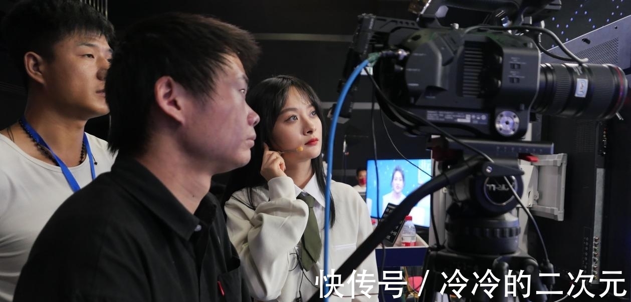 伦敦艺术大学|韩竞仪受邀参与《星空青春季》录制