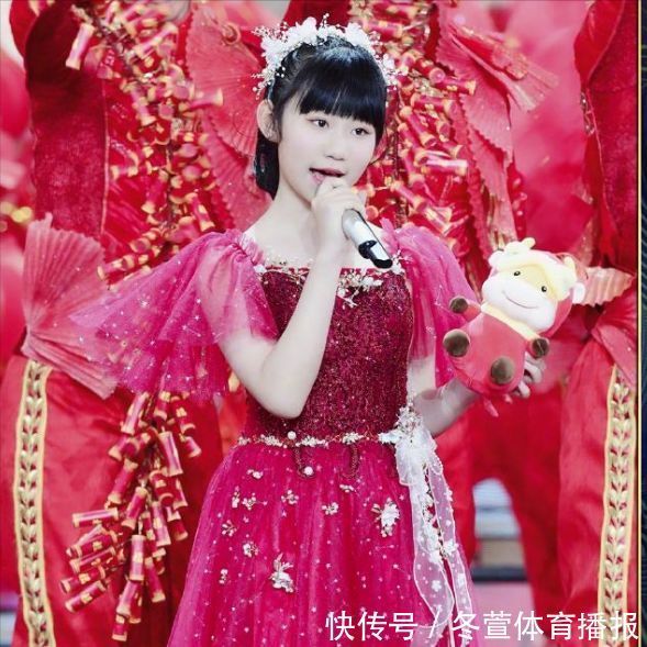 央视春晚唱开场曲的小女孩是谁?果真大有来头!
