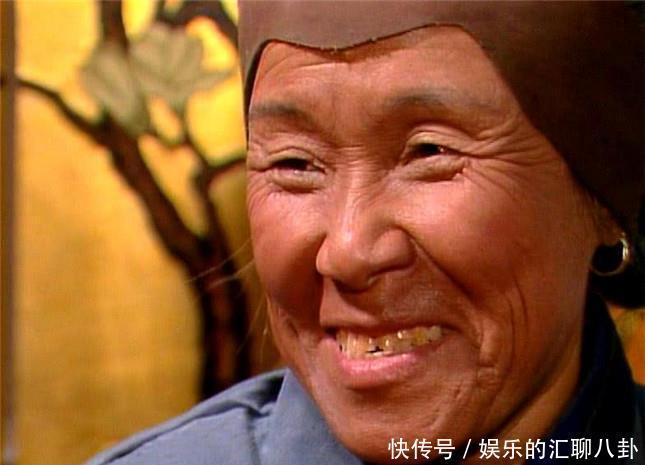 宝玉|红楼梦:难怪王夫人要用一百两银子买断刘姥姥,看她做了什么事?