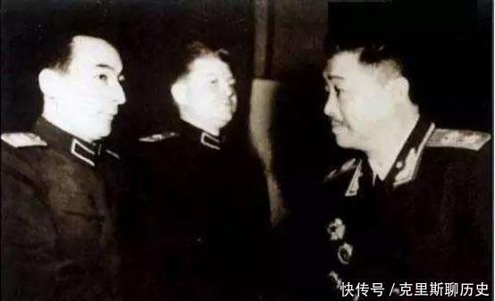 闻讯|他32岁成为少将，却率领6万人投奔苏联，主席闻讯感慨8字
