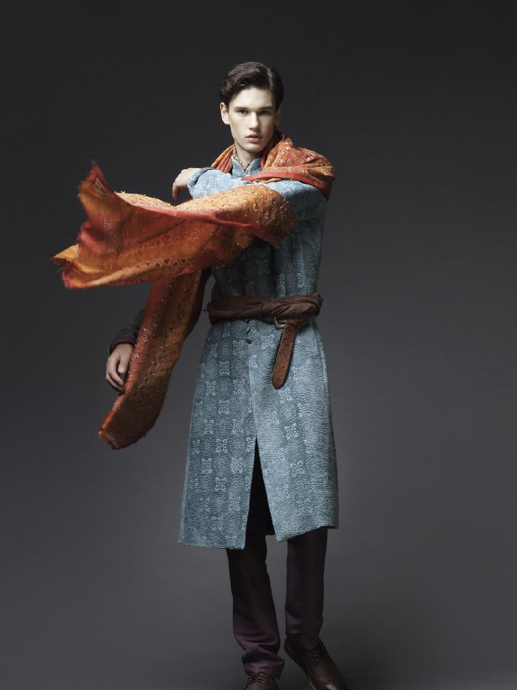 巴黎时装不算什么，当中国汉服走上国际时装周，外国人都被惊艳了