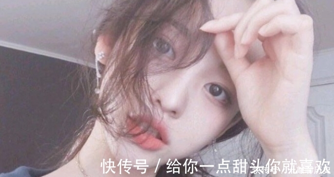头发|女生多久洗一次头发才科学?专家坦言:超过这个数,小心头发消失