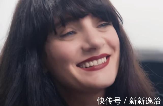 彩妆|香奈儿化妆师给克里斯汀化妆，开始以为眼线画错了，最后才明白什么是大神