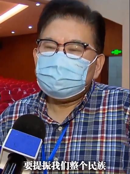 艺德|负面消息缠身的曹可凡，拿什么谈艺德？