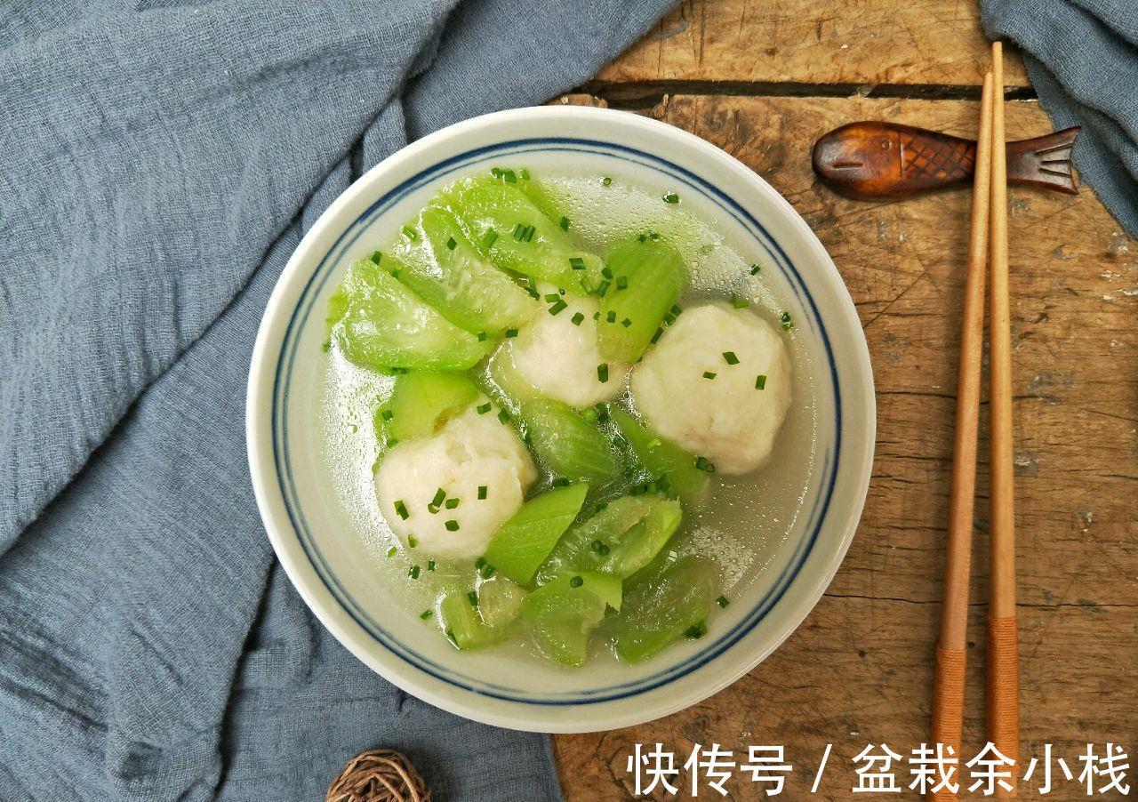 排骨汤|夏天要多喝丝瓜汤,清热下火营养高,低脂高钙比排骨汤更养人