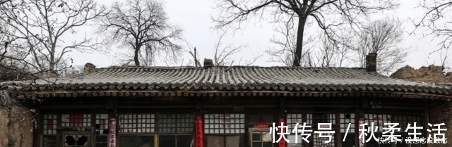 家具|在农村有人专门收购“旧房梁、旧家具”，赚钱吗？听听小商贩咋说