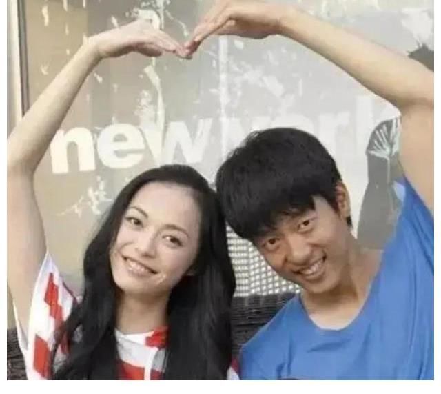 最近，tyf在参加节目《妻子的旅行》时，提起当年被全网骂