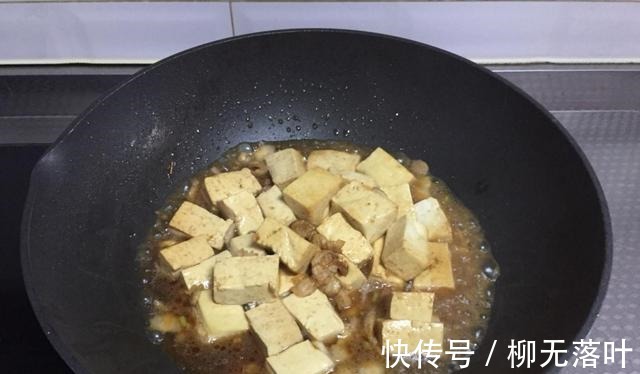 步骤|家常炖豆腐，硬“硬炖”，搭配五花肉味道更“绝”！