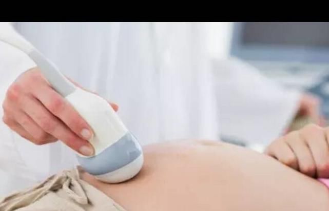 羊水|羊水混浊对胎儿发育有影响,如果孕妈出现这些症状,最好及时就医