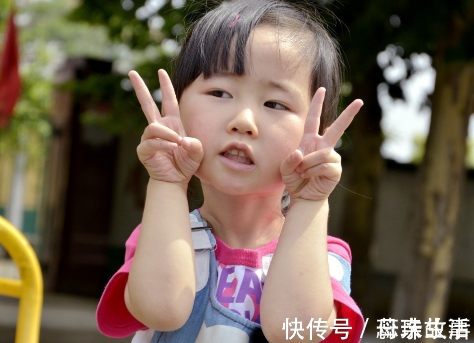 护士|护士口误说错孩子性别,家长前后像换了个人,引人深思