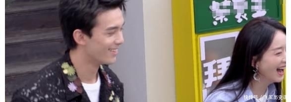 吴磊 赵丽颖离婚后综艺首秀,与何炅大方牵手,状态未受离婚影响