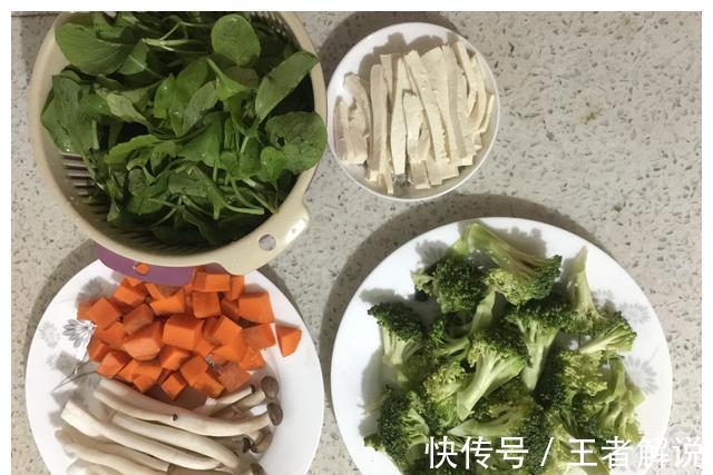 蔬菜汤|想做出那种让产妇喝完还想喝的汤?得记住这几个技巧,营养又鲜美