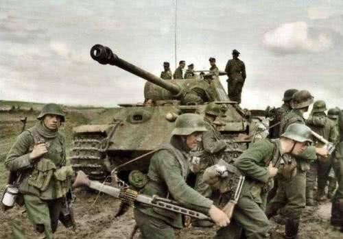 战功|希特勒一次错误的判断,让战功赫赫的中央集团军群,从此一蹶不振