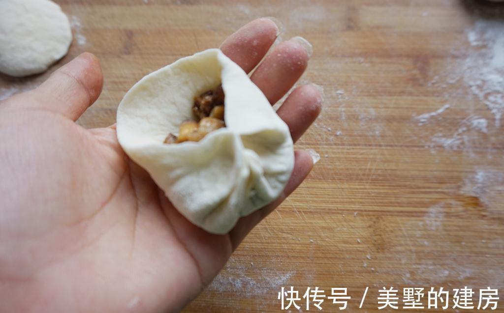 卤肉馅|在家蒸包子试试香菇卤肉馅，简单又美味，酱香味浓郁，太解馋了
