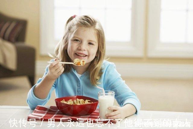 特征|这3个特征暗示孩子进入“猛长期”,错过少长10公分家长注意了