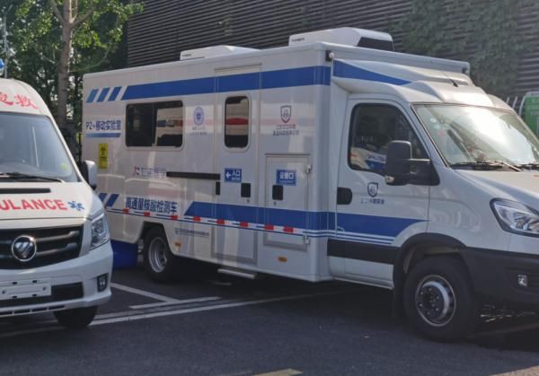 南京|南京:禄口封控区进驻66名专家医护!